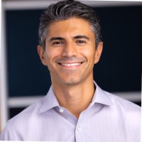 Hesam Hosseini headshot