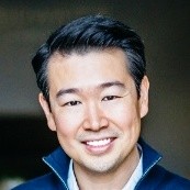 Eric Kim headshot