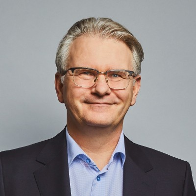 Friedrich Schwandt headshot